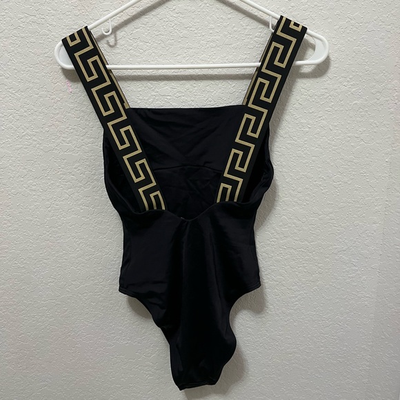 Versace GRECA BORDER ONE-PIECE SWIMSUIT - Picture 5 of 10